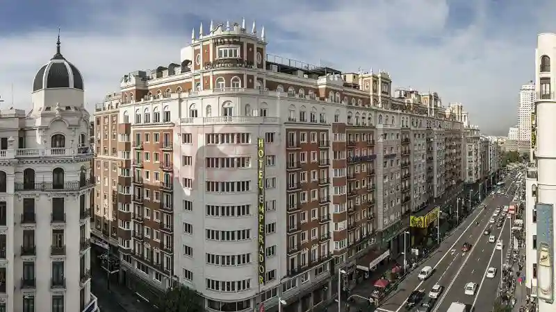 تور مادرید اسپانیا - هتل امپرادور - گام تراول