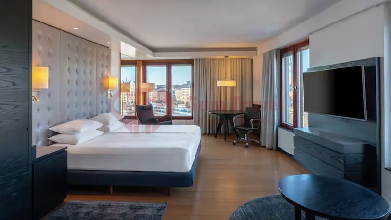 هتل 4 ستاره هیلتون استکهلم اسلوزن | Hilton Stockholm Slussen | گام تراول